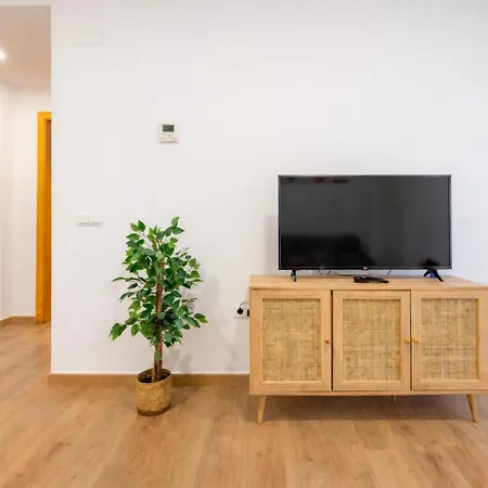 Wintowinrentals Superb New-look Apartmán Màlaga